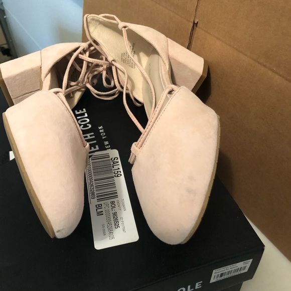 New Kenneth Cole NY Toniann Suede Block Heels 7.5M - Picture 5 of 8